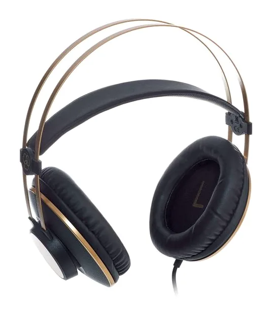 AKG K-92, widok 2