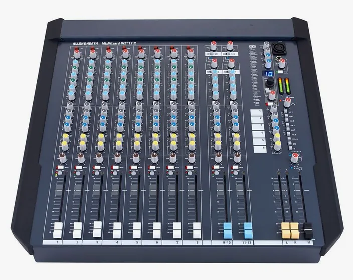 Allen & Heath WZ4 12:2, widok 2