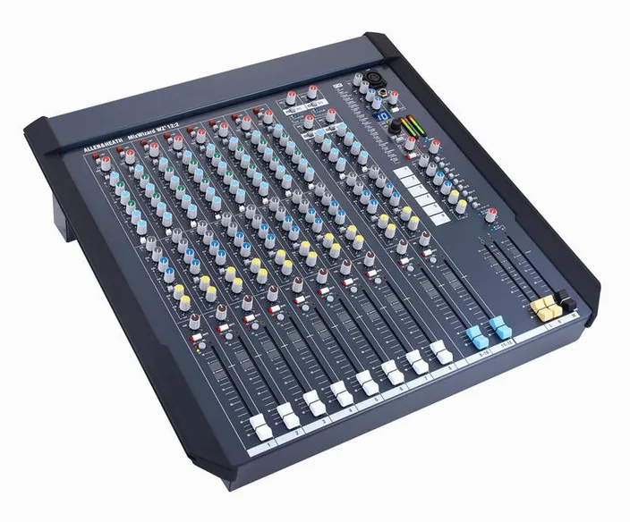 Allen & Heath WZ4 12:2, widok 3
