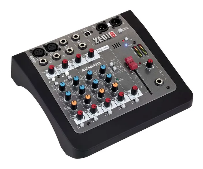 Allen & Heath ZEDi-8, widok 3