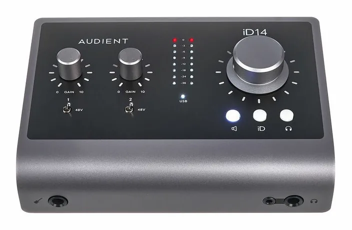 Audient iD14 MKII, widok 2