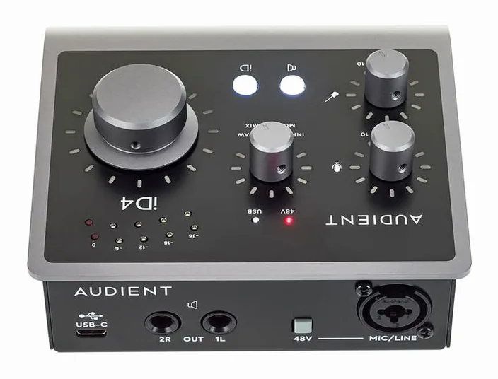Audient iD4 MKII, widok 4