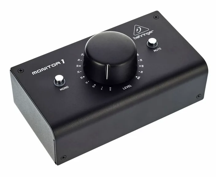 Behringer Monitor1, widok 3