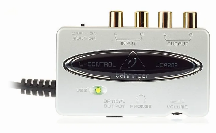 Behringer U-Control UCA202, widok 2