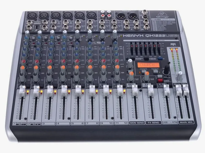 Behringer Xenyx QX1222USB, widok 2