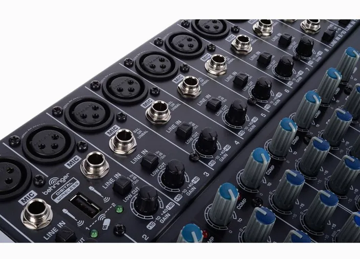 Behringer Xenyx QX2222USB, widok 4