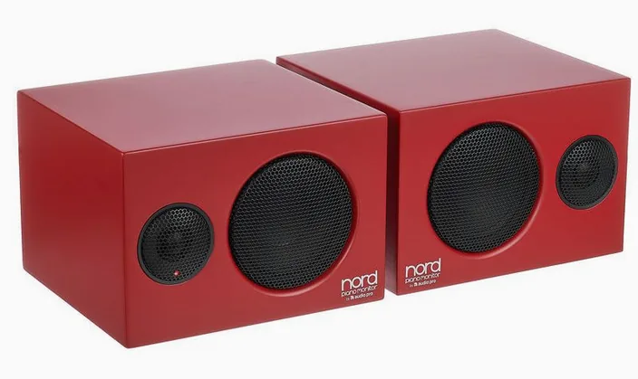 Clavia Nord Piano Monitor V2, widok 3