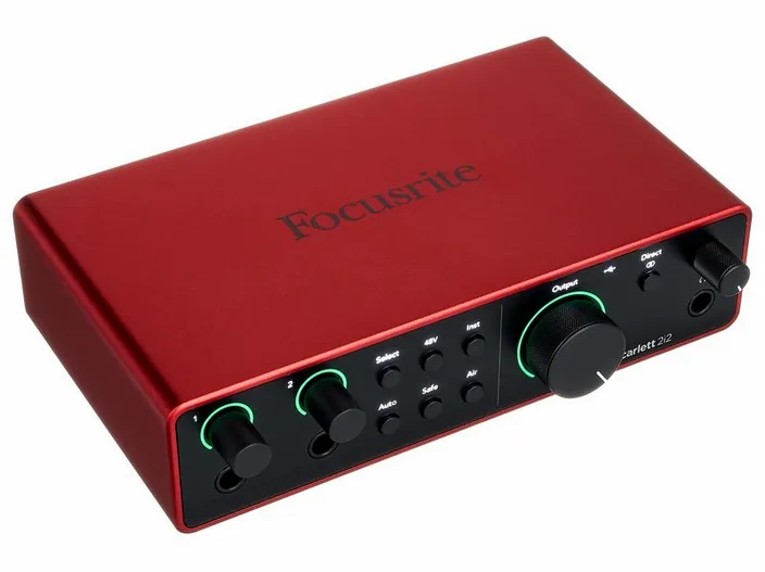 Focusrite Scarlett 2i2 4th Generation, widok 3