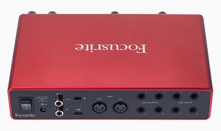 Focusrite Scarlett 8i6 3rd Gen, widok 4
