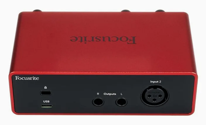 Focusrite Scarlett Solo 4th Gen, widok 4