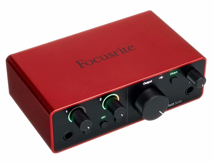 Focusrite Scarlett Solo Studio 4th Gen., widok 4
