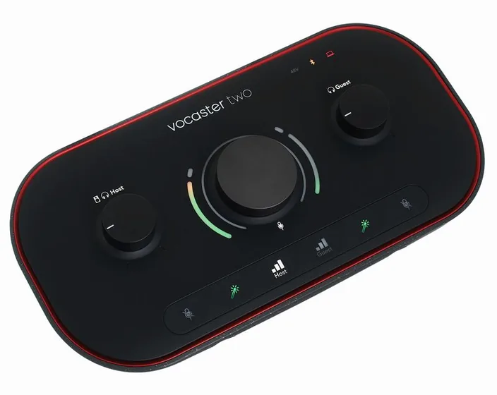 Focusrite Vocaster Two, widok 3