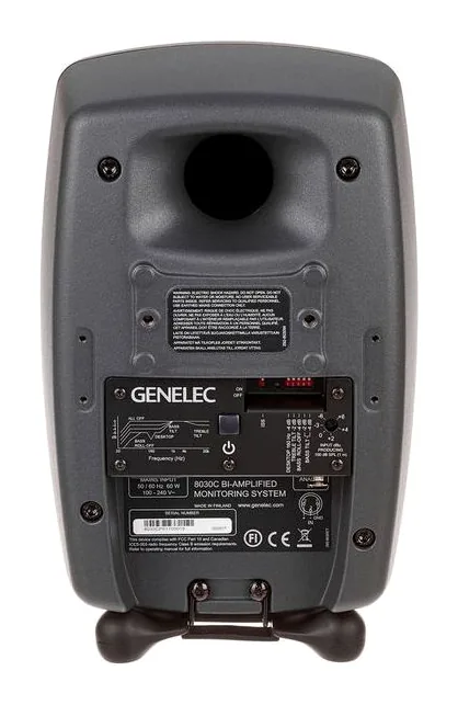 Genelec 8030 CP, widok 4