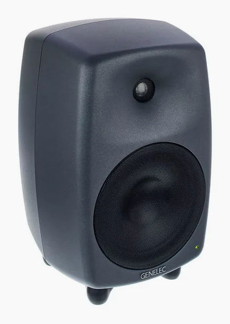 Genelec 8050 BPM, widok 3