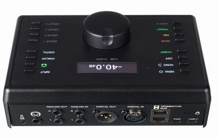 Genelec 9320A Reference Controller, widok 4