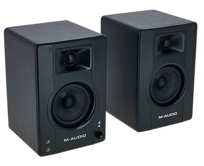M-Audio BX3BT, widok 3