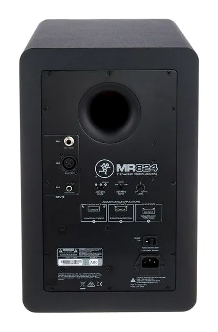 Mackie MR824, widok 4
