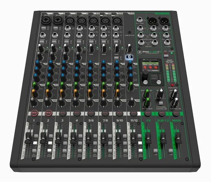 Mackie ProFX12v3+, widok 2