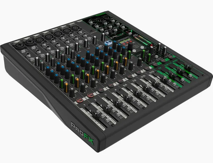 Mackie ProFX12v3+, widok 3