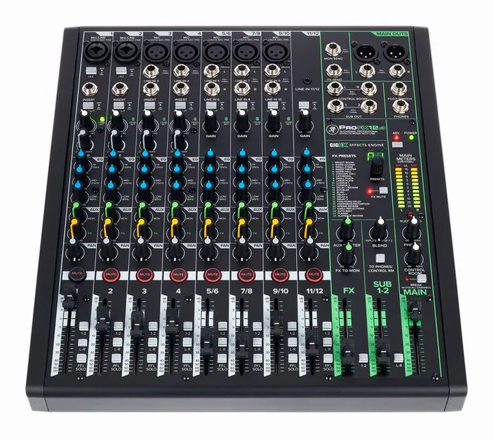Mackie ProFX12v3, widok 2