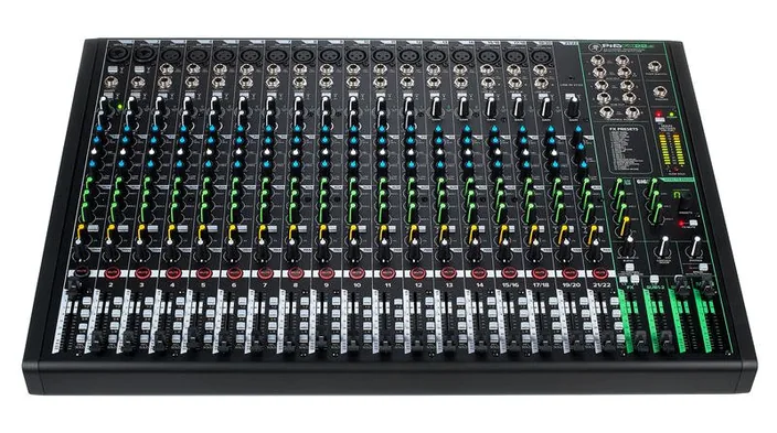 Mackie ProFX22v3, widok 2