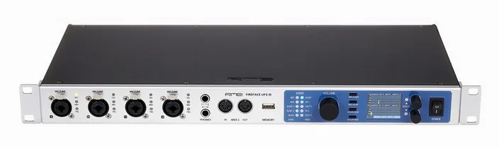 RME Fireface UFX III, widok 2