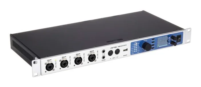 RME Fireface UFX III, widok 3