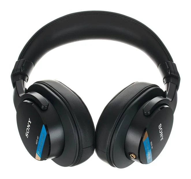 Sony MDR-M1, widok 4