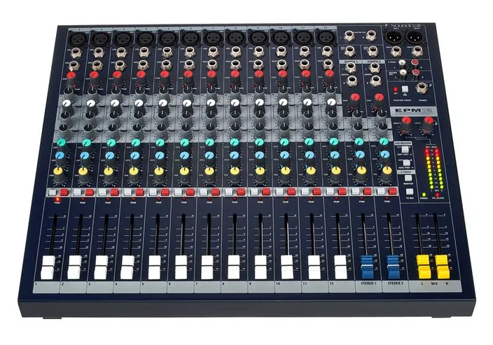 Soundcraft EPM12, widok 2