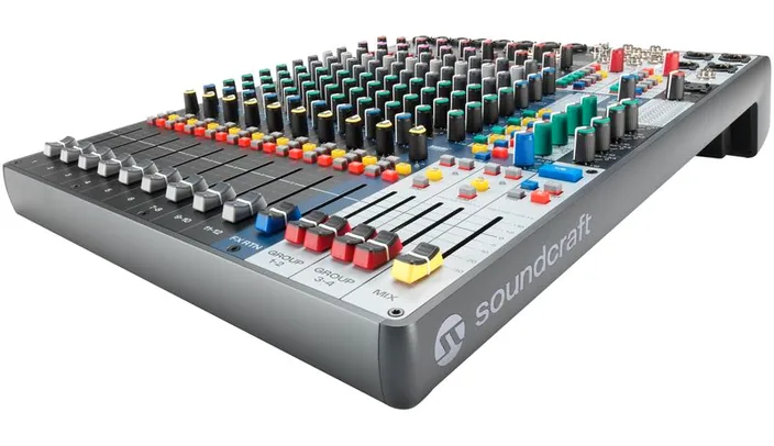Soundcraft Signature Plus 12, widok 4