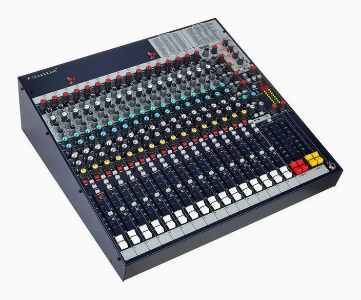Soundcraft FX 16 II, widok 3
