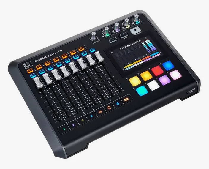 Tascam Mixcast 4, widok 3
