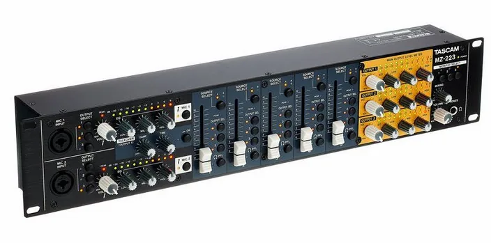 Tascam MZ-223, widok 3