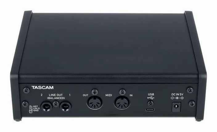 Tascam US-2x2HR, widok 4