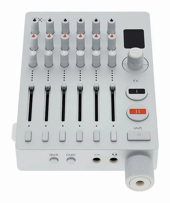 Teenage Engineering TX-6, widok 2