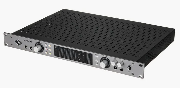 Universal Audio Apollo x6 Gen2 AC Pro, widok 2