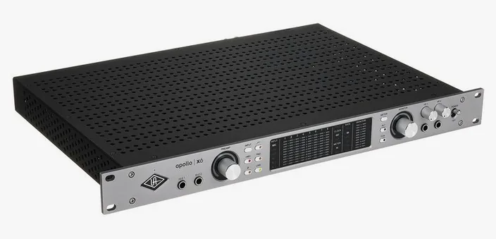 Universal Audio Apollo x6 Gen2 AC Pro, widok 4