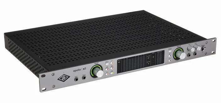 Universal Audio Apollo x8 Gen2 AC Pro, widok 4