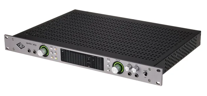 Universal Audio Apollo x8p Gen2 AC, widok 2