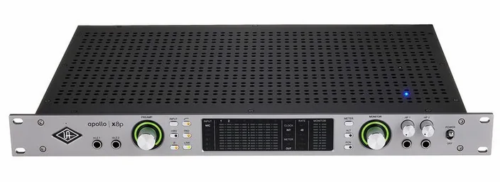 Universal Audio Apollo x8p Gen2 AC Pro, widok 3