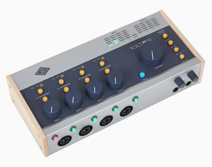 Universal Audio Volt 476P USB Recording Studio, widok 3