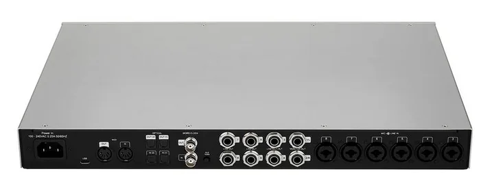 Universal Audio Volt 876 USB Recording Studio, widok 4