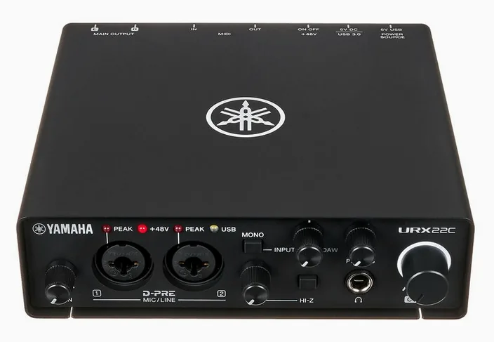 Yamaha URX22C, widok 2