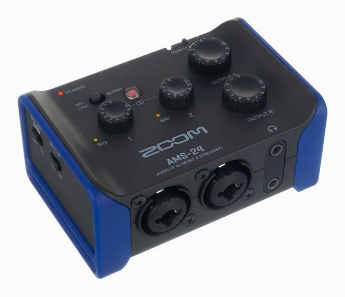 Zoom AMS-24, widok 3