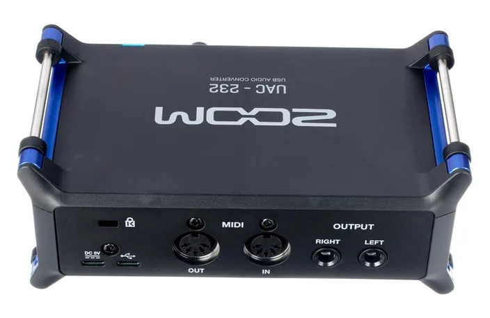 Zoom UAC-232, widok 4
